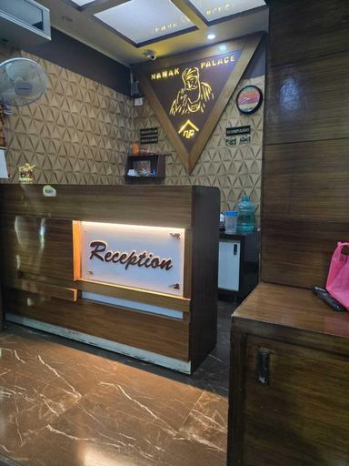 Others 3, Hotel Nanak Place, Varanasi