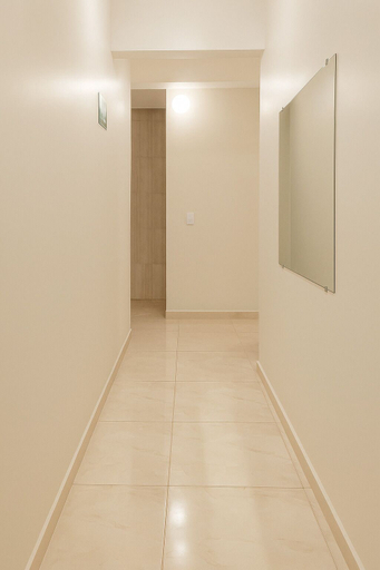Hallway 2, Hotel Golden HL, Brasília