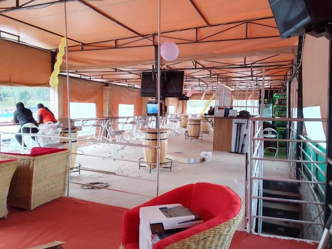 Food & Drinks, Paradise Point Resort Naivasha, Laikipia West