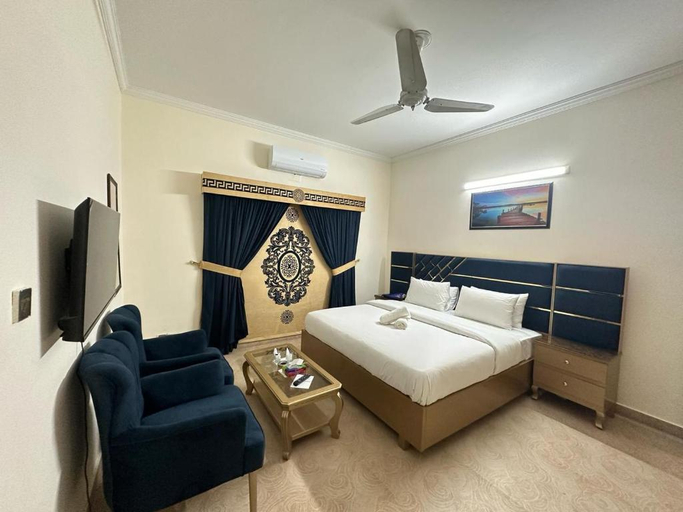 Bedroom 2, Travis Executive Guest House, Islamabad