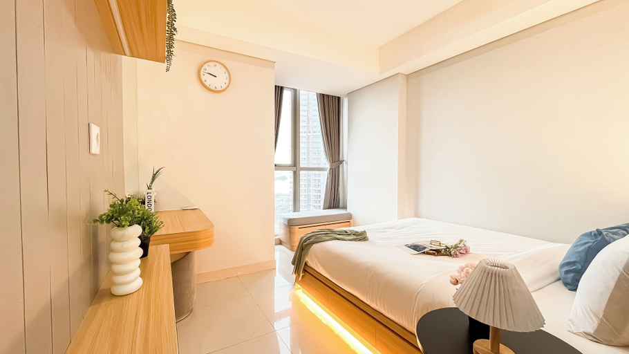 Bedroom 3, Relaxing And Stylish 1Br At Gold Coast Apartment, Jakarta Utara
