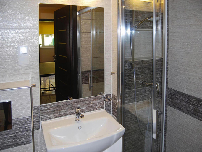 Bathroom 4, Holiday home with summer pool  sauna, whirlpool, Sławno