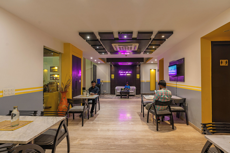 Food & Drinks 4, The Hosteller Delhi, Delhi