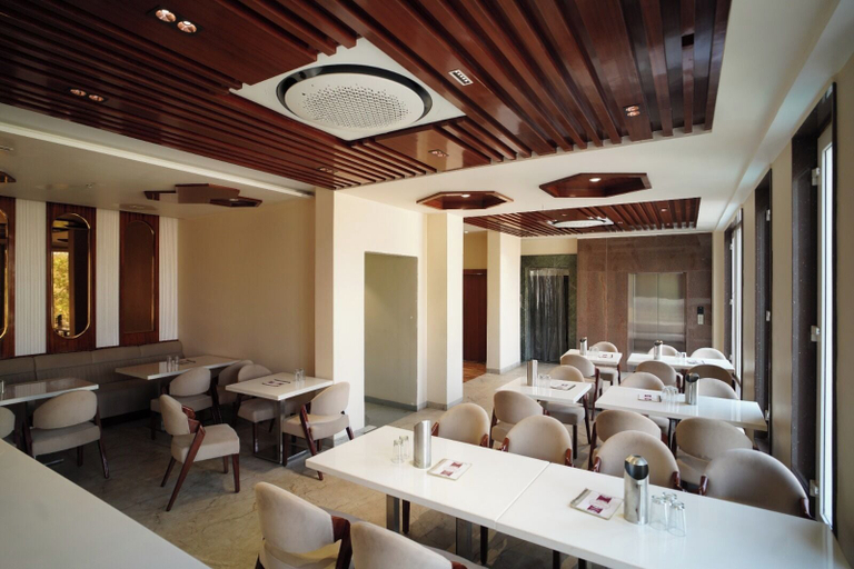 Food & Drinks 5, Hotel City Grand, Varanasi