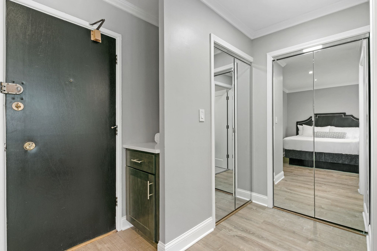 Others 1, Studio in Oakdale - 203, Cook