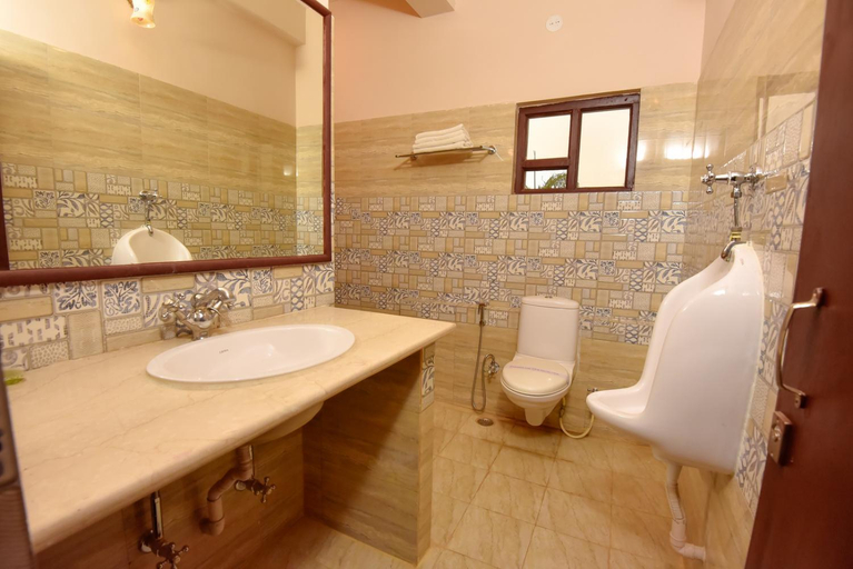 Bathroom 4, Araliayas Resort & Spa, Udaipur