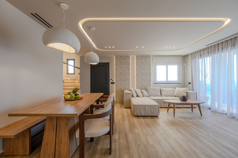 Others 5, Nysa Luxury 2, Crete