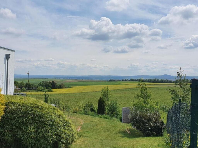Others 5, Uitzicht op de Pellenz, Mayen-Koblenz