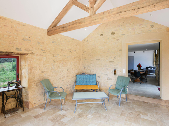 Others 5, Family Retreat in Prats-du-Perigord, Dordogne