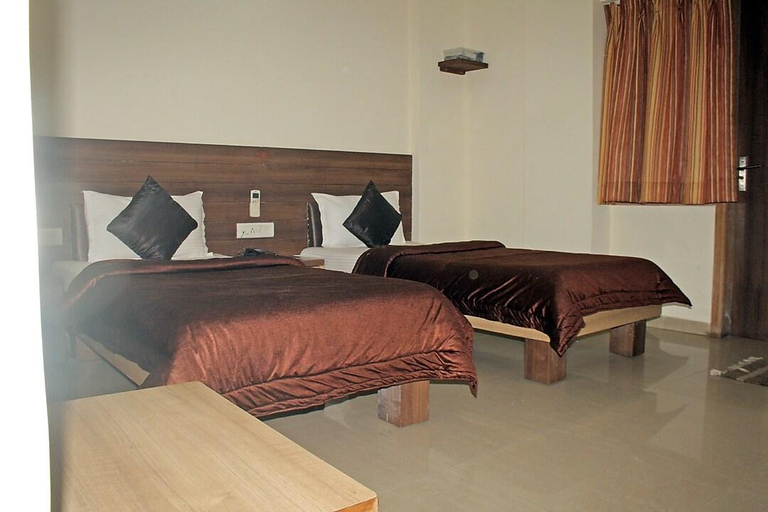 Bedroom 3, Hotel Balwas, Ahmadabad