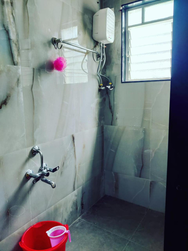Bathroom 3, Shiv-Vatsalya Homestay, Nashik
