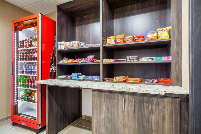 Food & Drinks 5, Comfort Inn & Suites North Platte, Lincoln