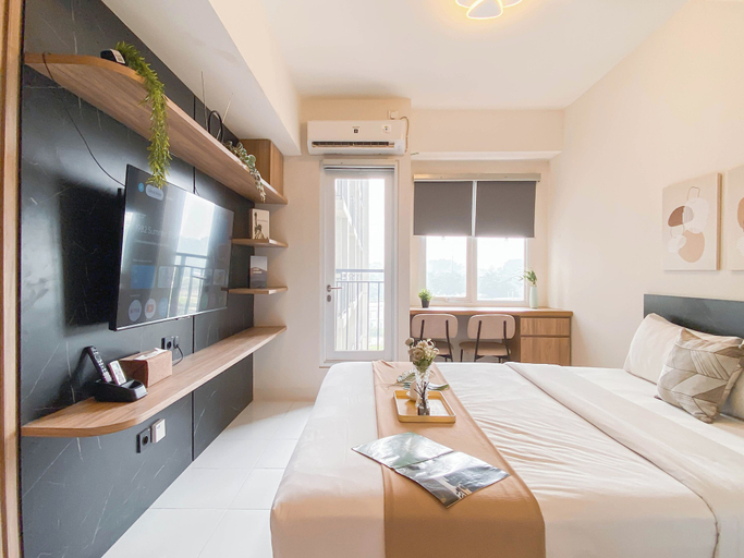 Room 3, Comfy Studio Room At Podomoro Golf View Apartment, Bogor
