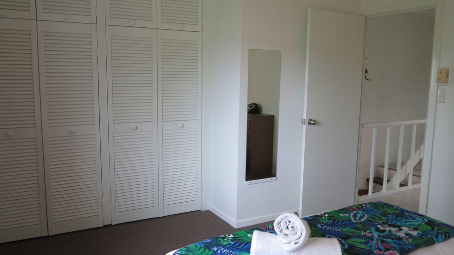 Bedroom 2, Paradise Apartments 2, Magnetic Island