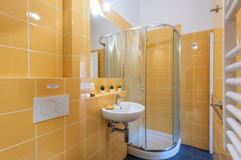 Bathroom 3, Middle Apartment Vernazza, La Spezia