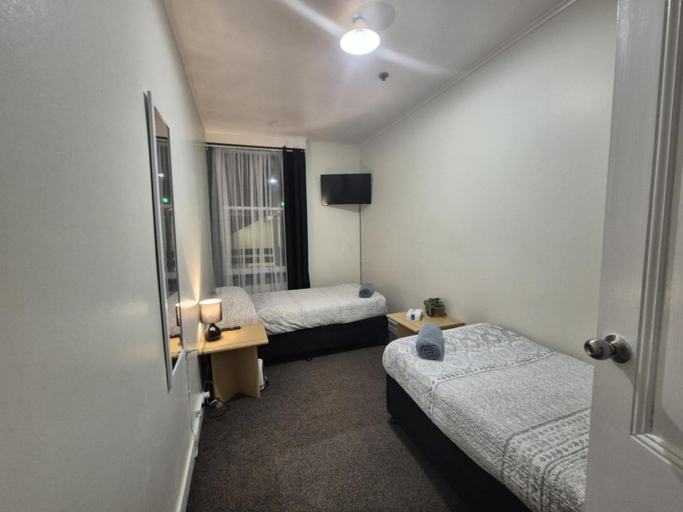 Bedroom 2, Royal Hotel Opotiki, Opotiki