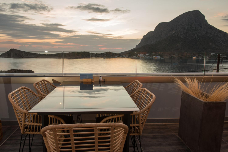 Food & Drinks 5, Hyperion Hotel, South Aegean