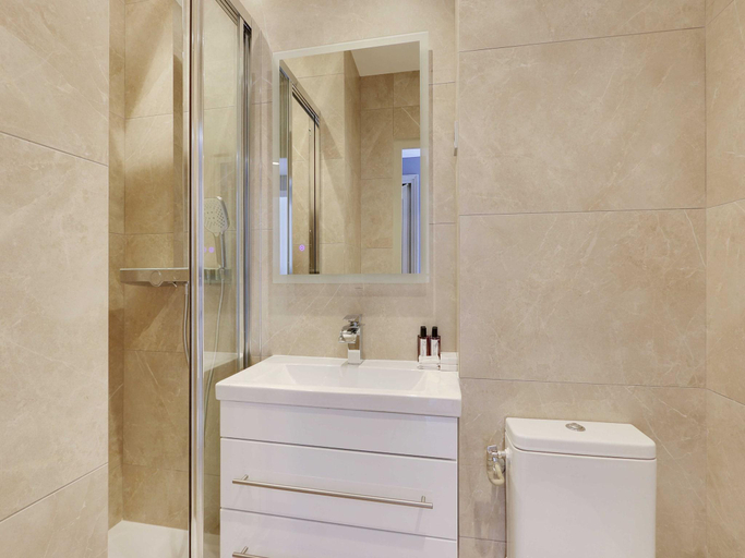 Bathroom, Chic apartment - 2BR6P - Roquette, Paris