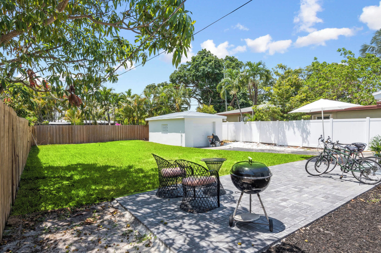 Others 3, Sunrise Palms 10 Min to Beach!, Broward