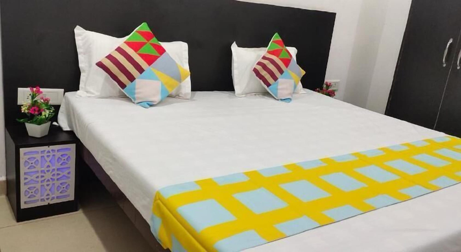Bedroom 3, Coco TreeHotel, Gurgaon