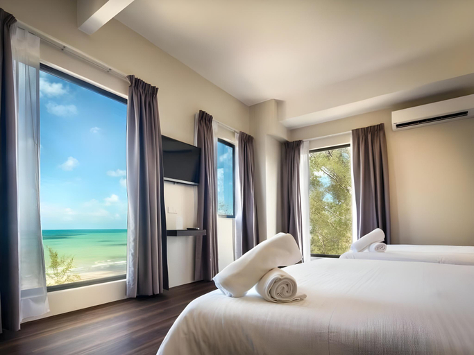 Others 5, Mandurah Hotel, Kuantan