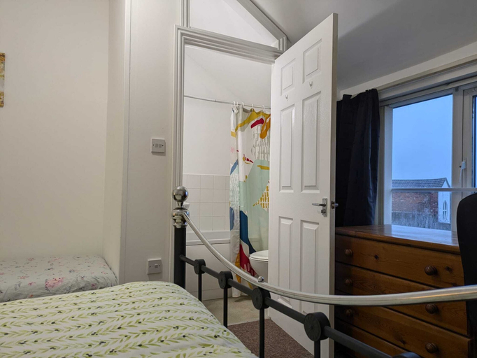 Others 3, Coventry Central Roomz, Coventry