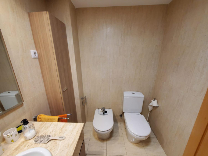 Bathroom 3, Habitacion con Piscina, Barcelona