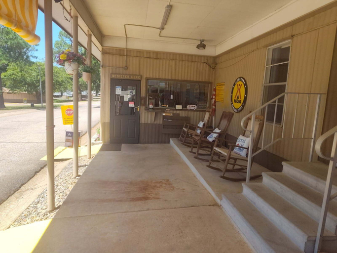 Others 5, Texarkana KOA, Bowie