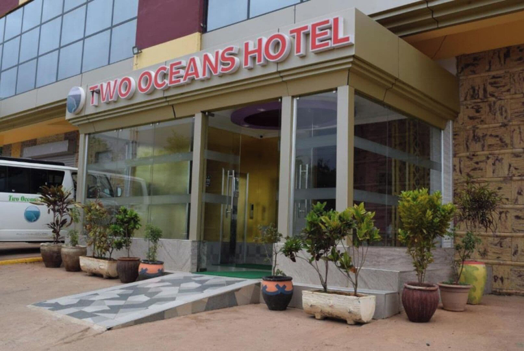 Exterior & Views, Two Oceans Hotel-Voi, Voi