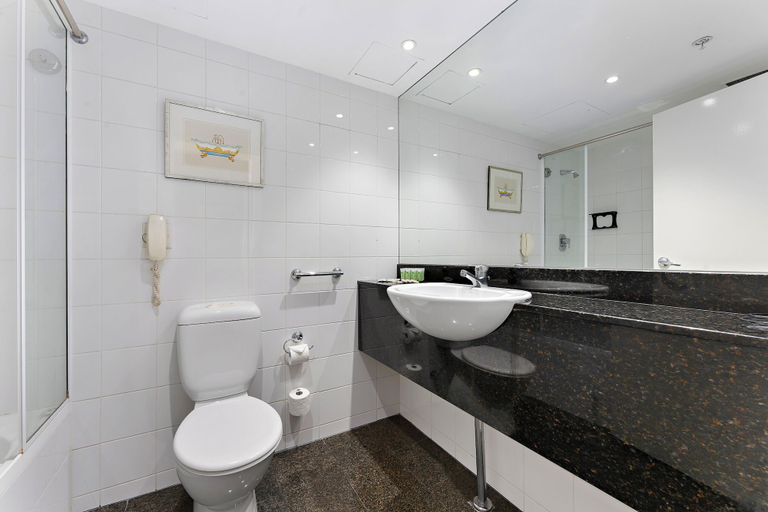 Bathroom 3, 1 Valentine Ave, Sydney