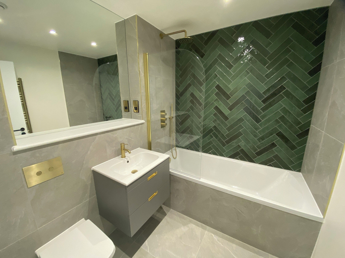 Bathroom 2, Roomspace Apartments -Caroline Street, London