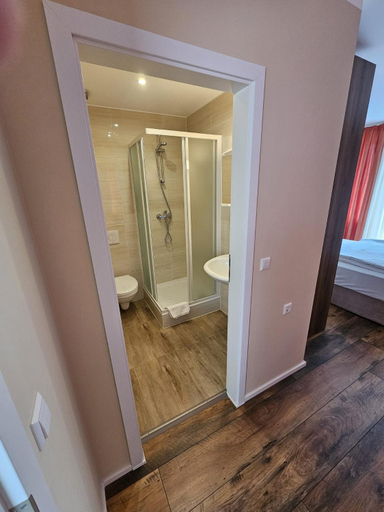 Bathroom 3, Hotel Post Nurtingen, Esslingen