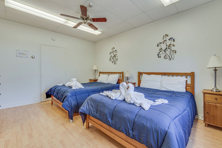 Bedroom 3, AUBERGE DU MONT RIGAUD, Vaudreuil-Soulanges