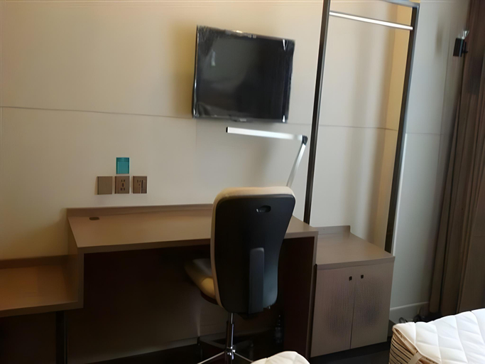Bedroom 2, Jinjiang Inn Select Shenyang North Station Huigong Plaza, Shenyang