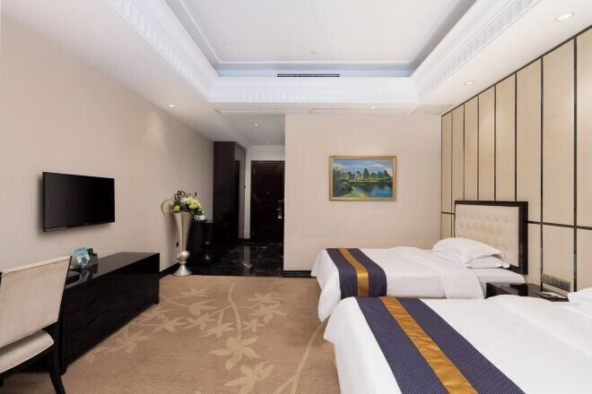 Bedroom 3, New Kwangsi Style Hotel, Guilin