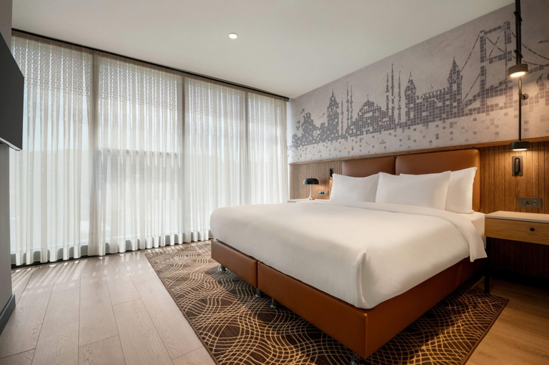 Bedroom 2, TRYP by Wyndham Istanbul Beyoglu, Beyoğlu