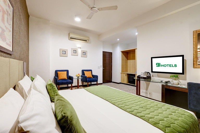 Bedroom 3, Stately Suites - Golf Course Road, Gurgaon