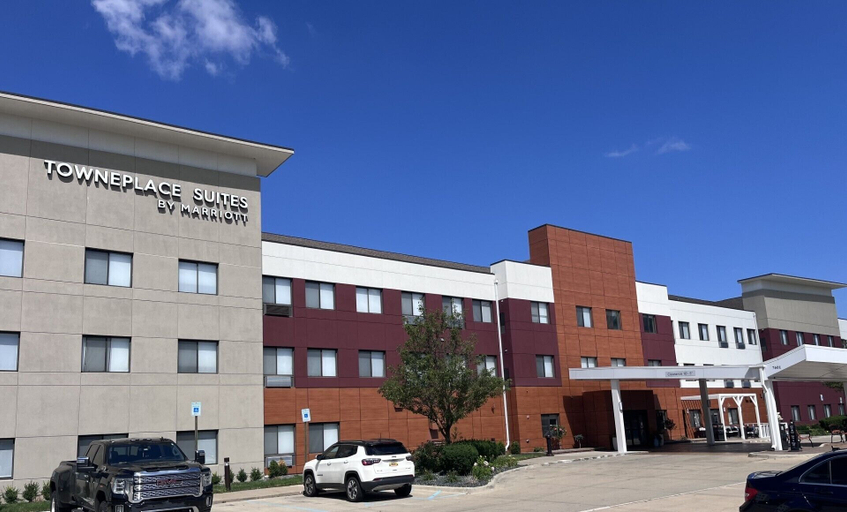 Exterior & Views 2, Towneplace Suites by Marriott Warren, Macomb
