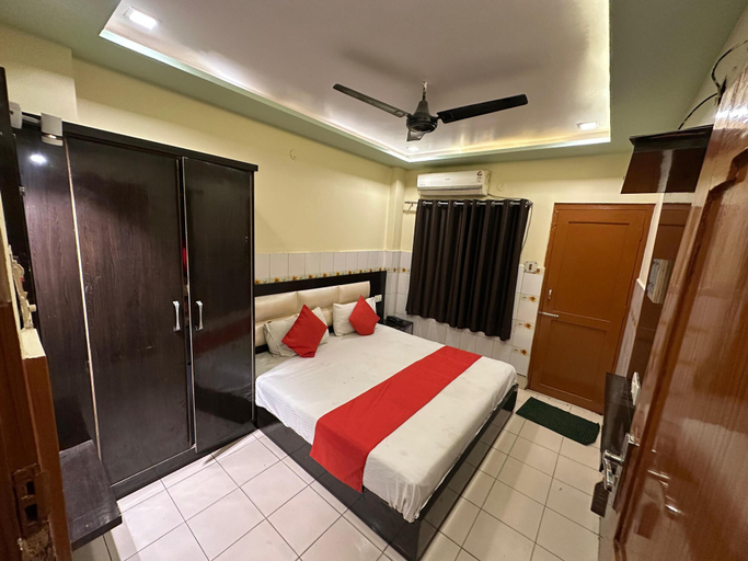 Bedroom 3, Hotel Blue Diamond, Varanasi