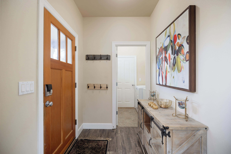 Bathroom, Charming Bend Sanctuary for 6!, Deschutes
