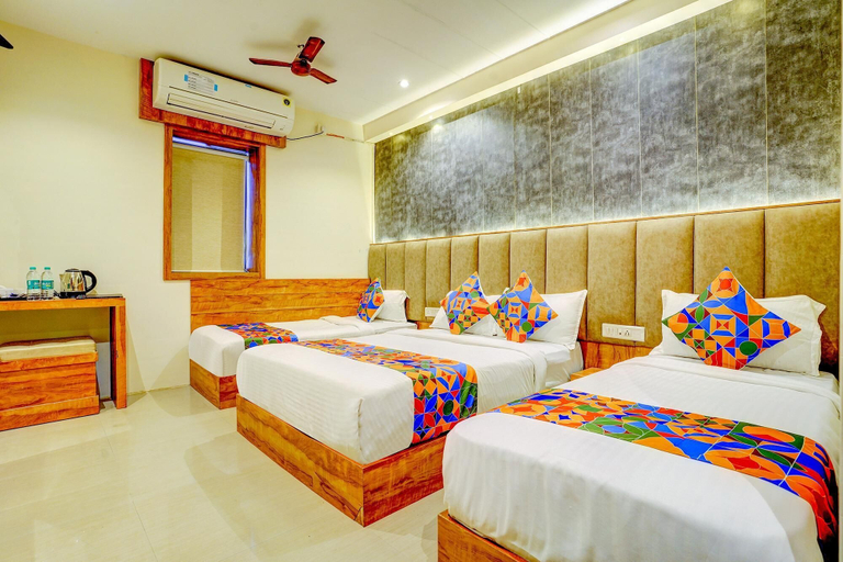 Bedroom 3, Fabhotel Indore Palace, Mumbai City