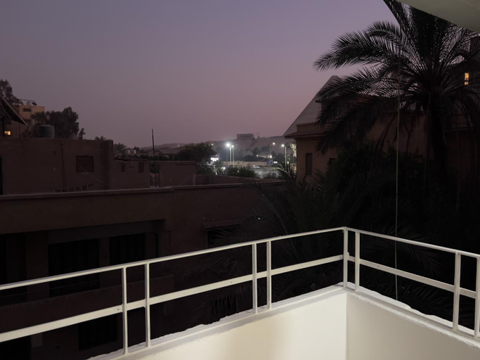 Food & Drinks 4, Cheristo pyramids view inn, Al-Ahram