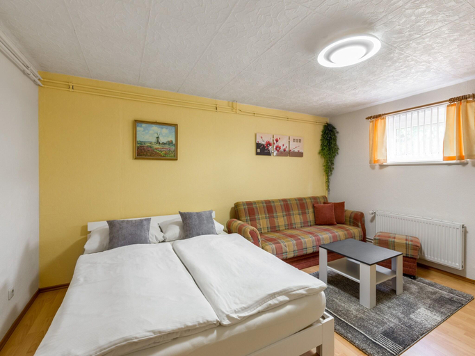 Bedroom 2, Schone Ferienwohnung in Damshagen an der Ostsee, Nordwestmecklenburg