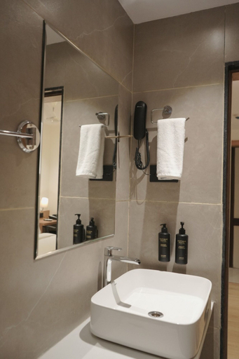 Bathroom 5, Silvotel By Bizzgrow Hotels, Indore