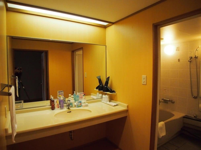 Bathroom 3, Hotel Rainbow Sakurajima, Kagoshima
