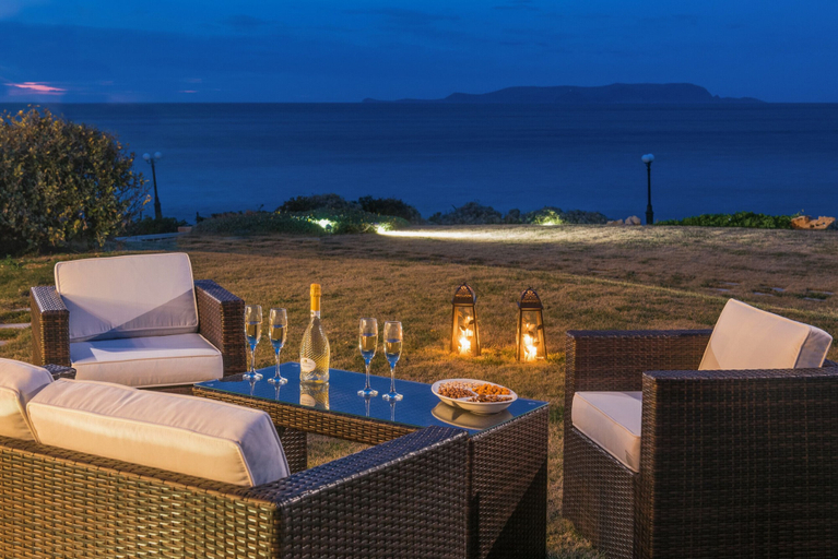 Food & Drinks 4, Aphrodite beachfront villa, Crete