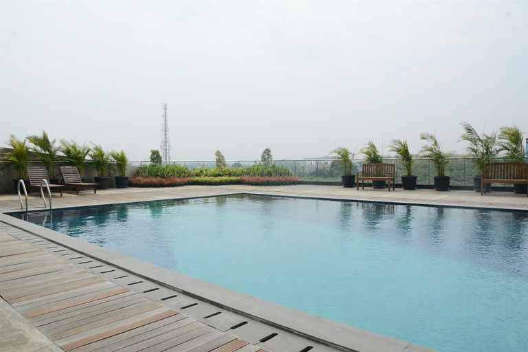 Pool 4, Modern And Homey Studio Apartment Tree Park City Bsd, South Tangerang