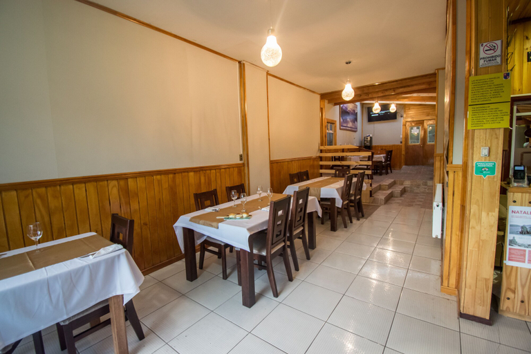 Food & Drinks 5, Hostal Alcazar, Última Esperanza