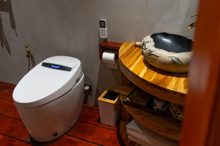 Bathroom 3, Long Chuan River Kwai, Thong Pha Phum