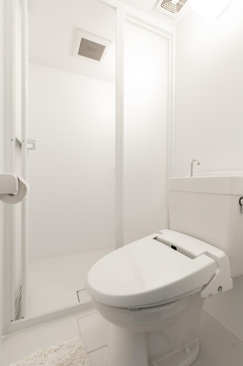 Bathroom 4, Port House Hatsudai, Shibuya